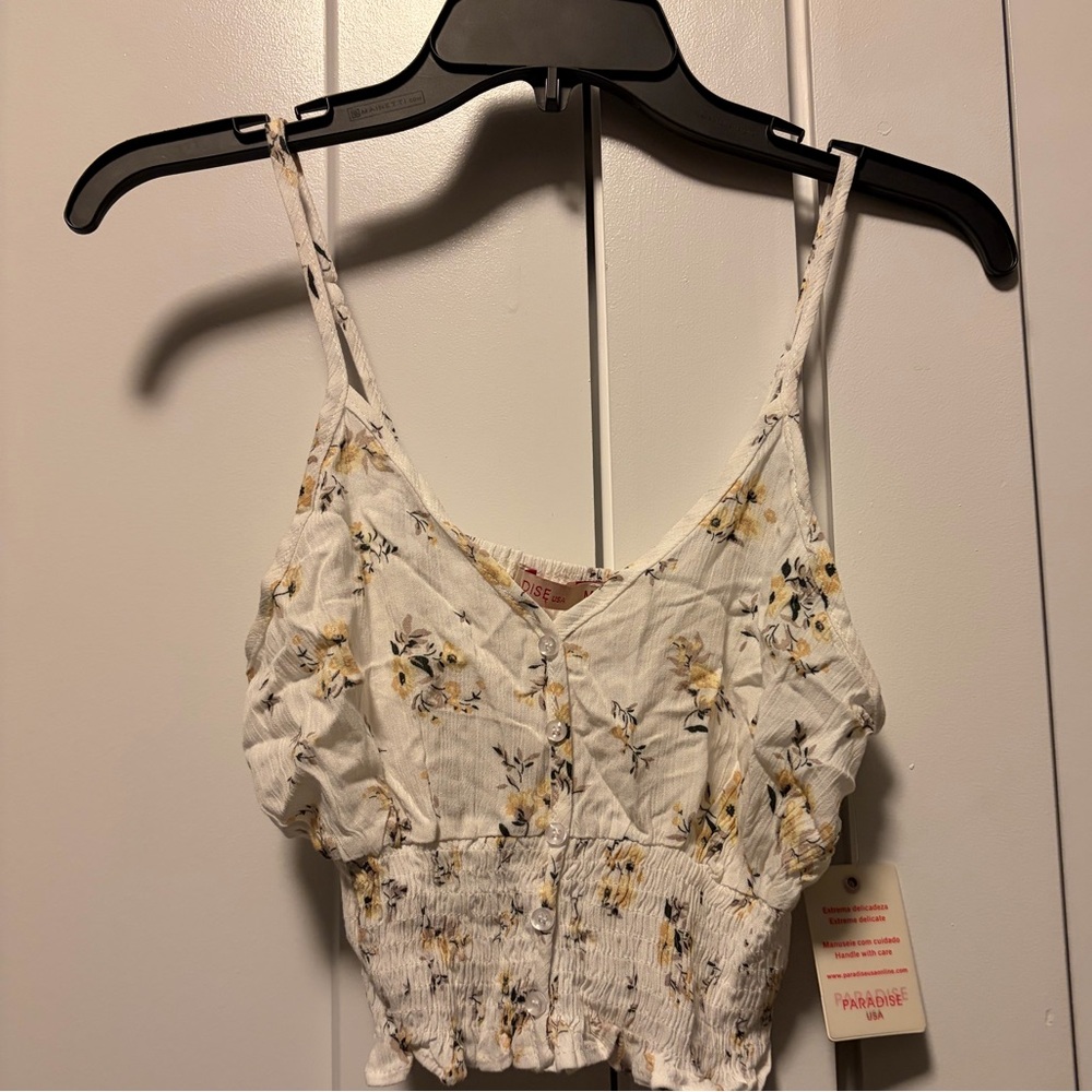 Alvin Island Boutique Cropped Tank- Brand New